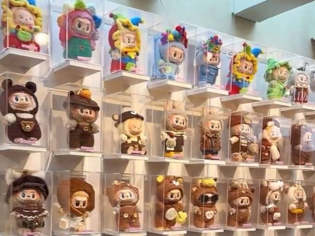 Los artículos de Labubu que están siendo detectados no se limitan a los populares muñecos, sino también a todo tipo de productos con su imagen